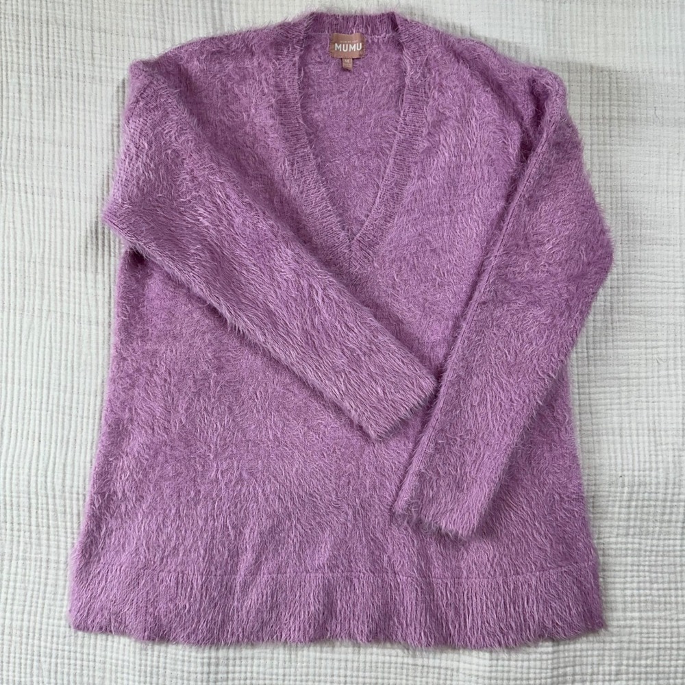 Show Me Your Mumu Womens Pink Long Sleeve V-Neck Pullover cozy forever Sweater M - Picture 3 of 9